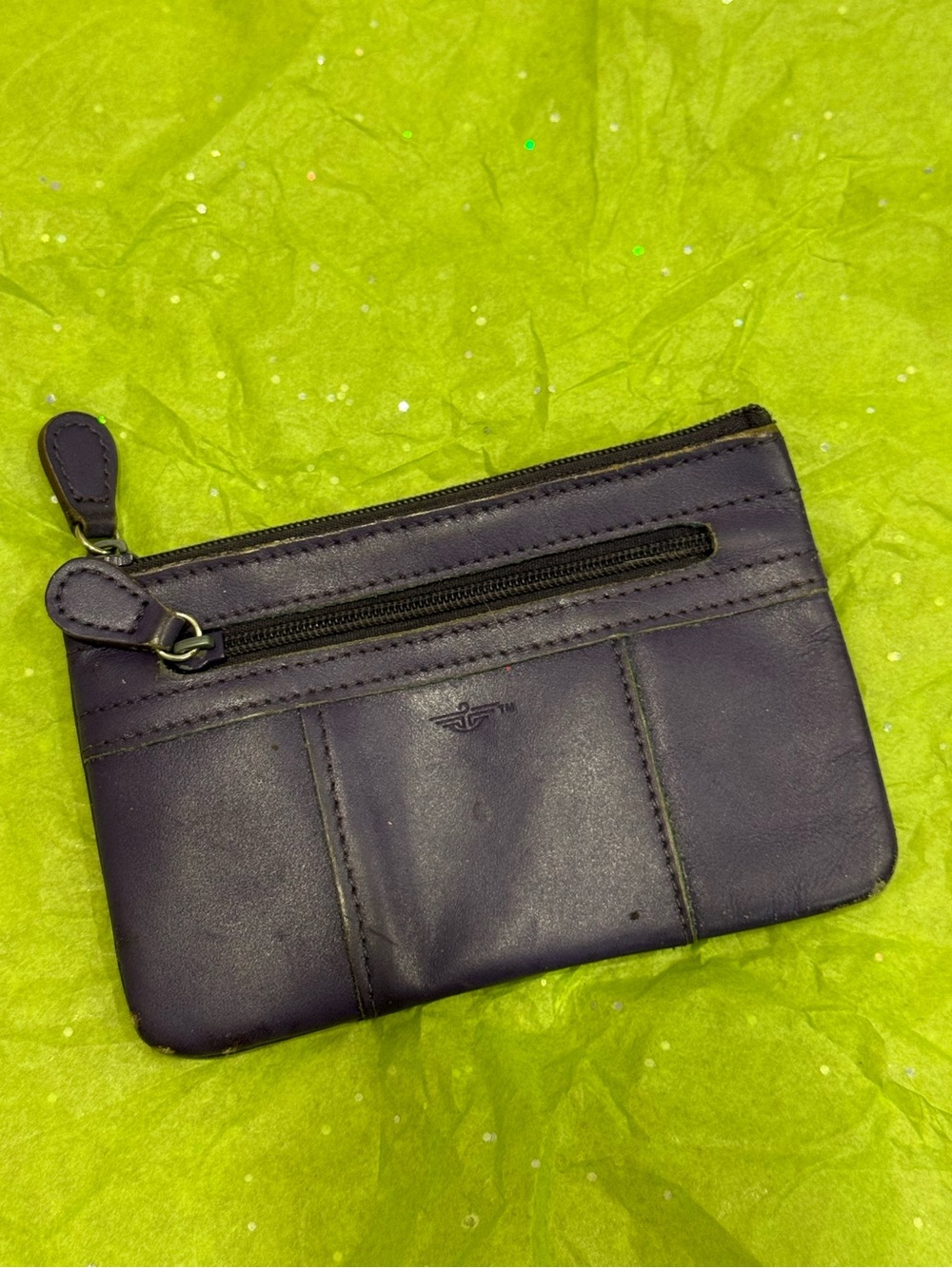 Dockers Dusty Lavender Purple Genuine Leather Zip Coin Pouch Wallet